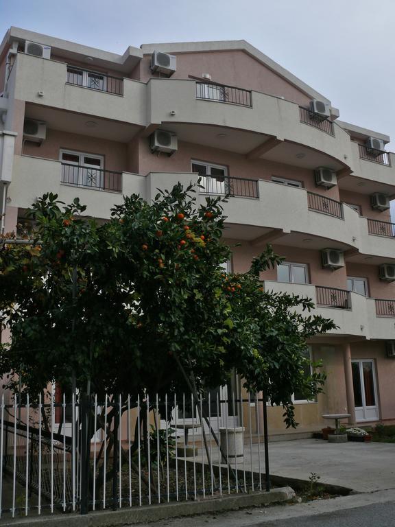 Guest House Zec بودفا المظهر الخارجي الصورة