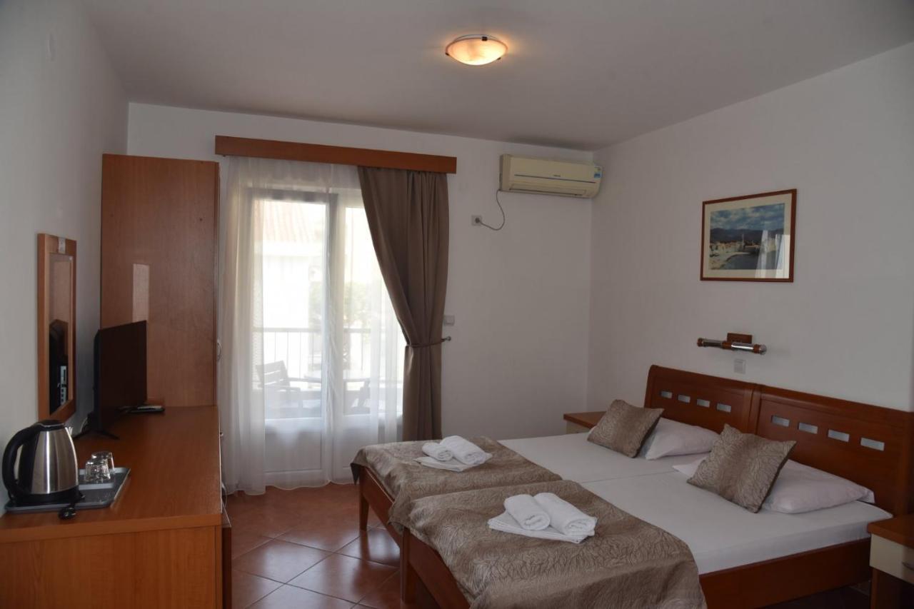 Guest House Zec بودفا المظهر الخارجي الصورة