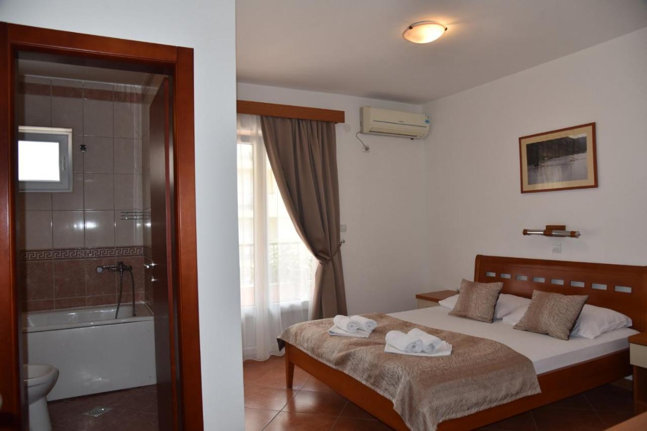 Guest House Zec بودفا المظهر الخارجي الصورة