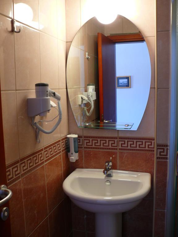Guest House Zec بودفا الغرفة الصورة