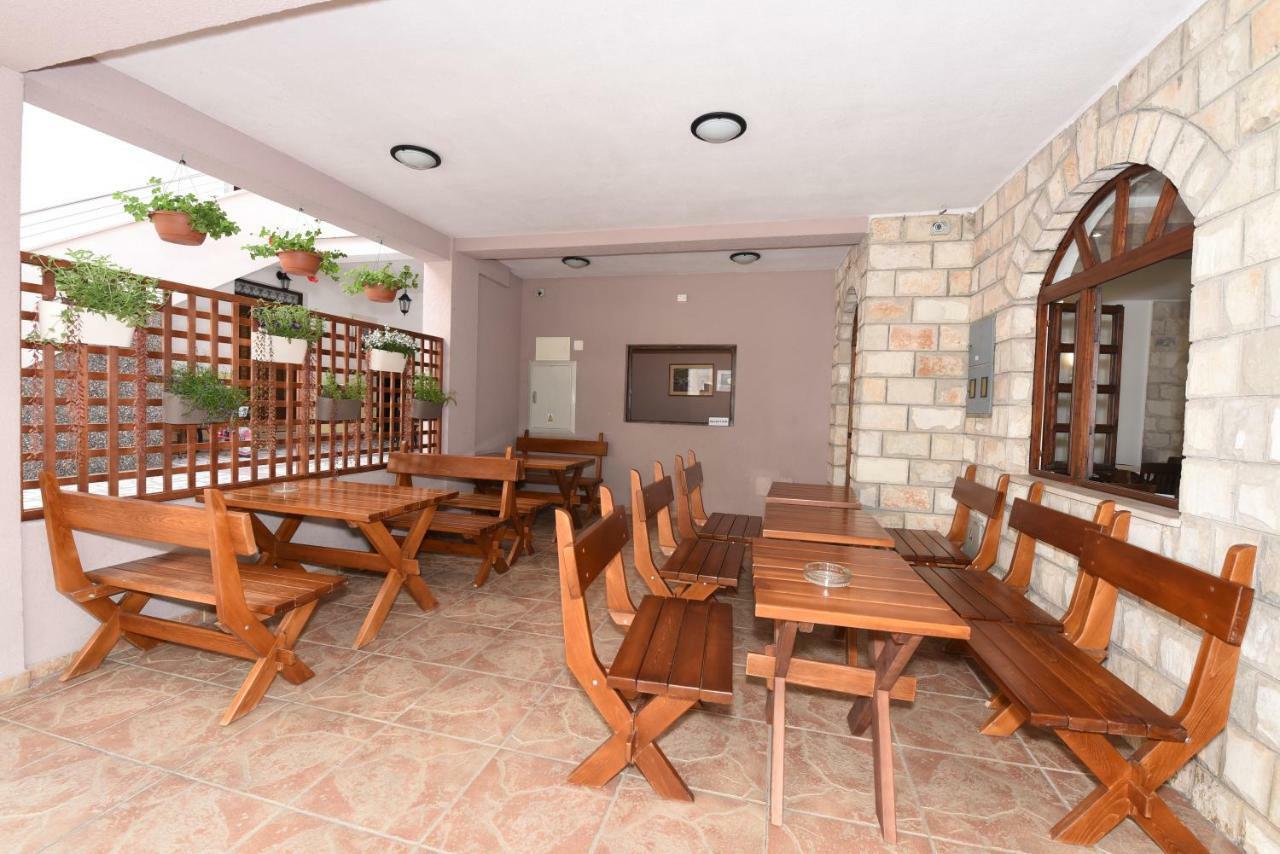 Guest House Zec بودفا المظهر الخارجي الصورة